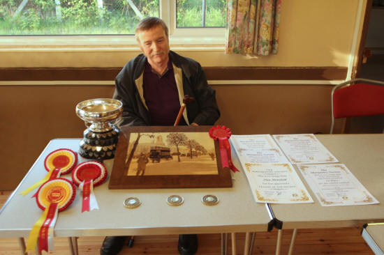 Alan with Rosebowl Award